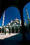 Low Angle View einer Moschee, Blaue Moschee, Istanbul, Türkei