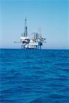 Öl-Bohr-Plattform im Mittelmeer