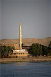 Mosquée sur le Nil, Kom Ombo, Egypte