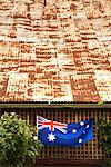 Australian Flag et vieux bâtiment, Sofala, New South Wales, Australie