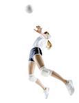 Vue d'angle faible d'une jeune femme jouant au volleyball