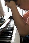 Boy frustré au Piano