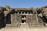 Ruines d'une structure rocheuse, Teen Taal, Ellora, Aurangabad, Maharashtra, Inde