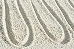 Ondulées motif dessiné dans le sable