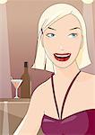 Femme souriant dans un bar avec sa boisson en arrière-plan