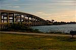 Pont sur une rivière, Cocoa Beach, Floride, USA