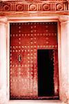 Rouge porte d'une maison, Toledo, Espagne