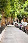 Les voitures garées dans une rue, Madrid, Espagne