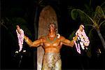 Statue de Duke Kahanamoku sur la plage, la plage de Waikiki, Honolulu, Oahu, archipel de Hawaii, États-Unis