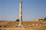 Alte Ruinen einer Spalte, Ephesos, Türkei