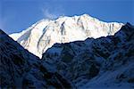 Panoramablick auf Schnee bedeckt Berge, Annapurna Range, Himalaya, Nepal