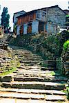 Low Angle View of Häuser in einer Stadt, Tadapani, Annapurna Range, Himalaya, Nepal