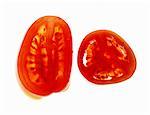 Plum tomato (longitudinal- and cross-sections)