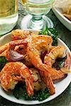 Barbecued shrimps, white wine