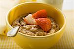 Porridge with strawberries