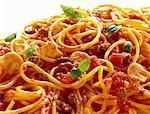 Spaghetti bolognese with mushrooms