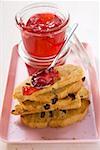 Redcurrant jelly and toasted raisin bread