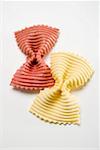 Deux farfalle (rouge et jaune)