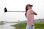 a female golfer