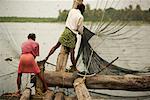 Hommes de pêche, Inde