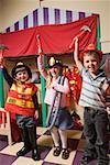 Enfants se faisant passer pour pompiers