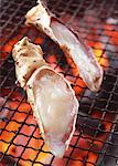 Pattes de crabe grillé