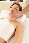Femme recevant un Massage