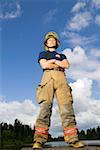 Portrait de femme pompier en uniforme