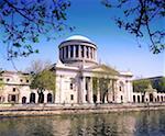 Les quatre tribunaux, la rivière Liffey, Dublin, Co Dublin, Irlande