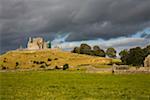 Rock of Cashel, Cashel, County Tipperary, Irland; Burg am Hügel und Abbey Ruinen