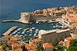 Port de plaisance et la vieille ville de Dubrovnik