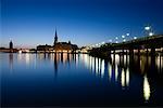 Pont de Centralbron, Riddarholmen et l'île de Stadsholmen nuit, Gamla Stan, Stockholm, Suède