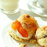 Lachs und Sahne-Käse-scone