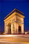 Arc de Triomphe à la nuit, Champs Elysées, Paris, France