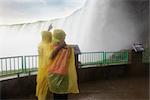 Couple à Niagara Falls, Ontario, Canada