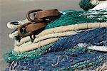 Fischernetze und Seile in einem Heap, extreme Nahaufnahme