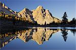 Lago Verde, Eisengabel pic, Furcia Dai Fers, Alpes Fanes, Fanes-Senes-Braies, parc naturel, Tyrol du Sud, Italie