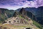 Ruins of Inca city in morning light, Machu Picchu, UNESCO World Heritage Site, Urubamba Province, Peru, South America