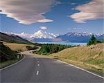 Route menant au Parc National du mont Cook, Mount Cook (Aoraki), Alpes du Sud, Mackenzie Country, South Canterbury, Canterbury, South Island, Nouvelle-Zélande, Pacifique