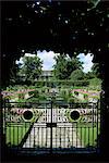 Sunken garden, Kensington Gardens, London, England, United Kingdom, Europe