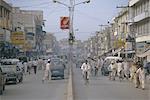 Street scene, Rajah Bazaar, Rawalpindi, Punjab, Pakistan, Asia
