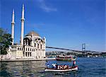 Ortokoye Mosque and Bosphorus, Istanbul, Turkey, Europe, Eurasia