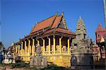 Exterior of the Saravan Pagoda, Buddhist temple, on the Tonle Sap River in Phnom Penh, Cambodia, Indochina, Southeast Asia, Asia