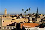 Blick über Marrakesch (Marrakech) mit über hoher Atlas, Marokko, Afrika