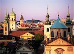 Clochers et tours sur le city skyline, Prague, République tchèque, Europe