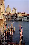 Salut de l'église de Santa Maria et le Grand Canal, Venise, UNESCO World Heritage Site, Veneto, Italie, Europe