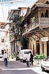 Vieilles maisons dans une rue étroite, Stone Town, Zanzibar, Tanzanie, Afrique de l'est, Afrique