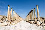 The Cardo, North Colonnaded Street, Jerash (Gerasa), a Roman Decapolis city, Jordan, Middle East