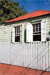 Maison en bois, Saint-Jean, île d'Antigua, petites Antilles, Antilles, Caraïbes, Amérique centrale