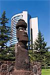 Moai-Statue in zentralen Santiago, Chile, Südamerika